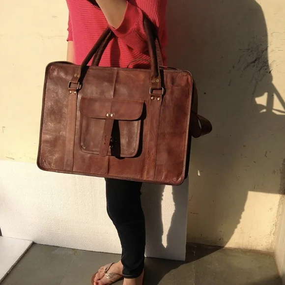 Beautiful leather work bag - Picture 1 of 6